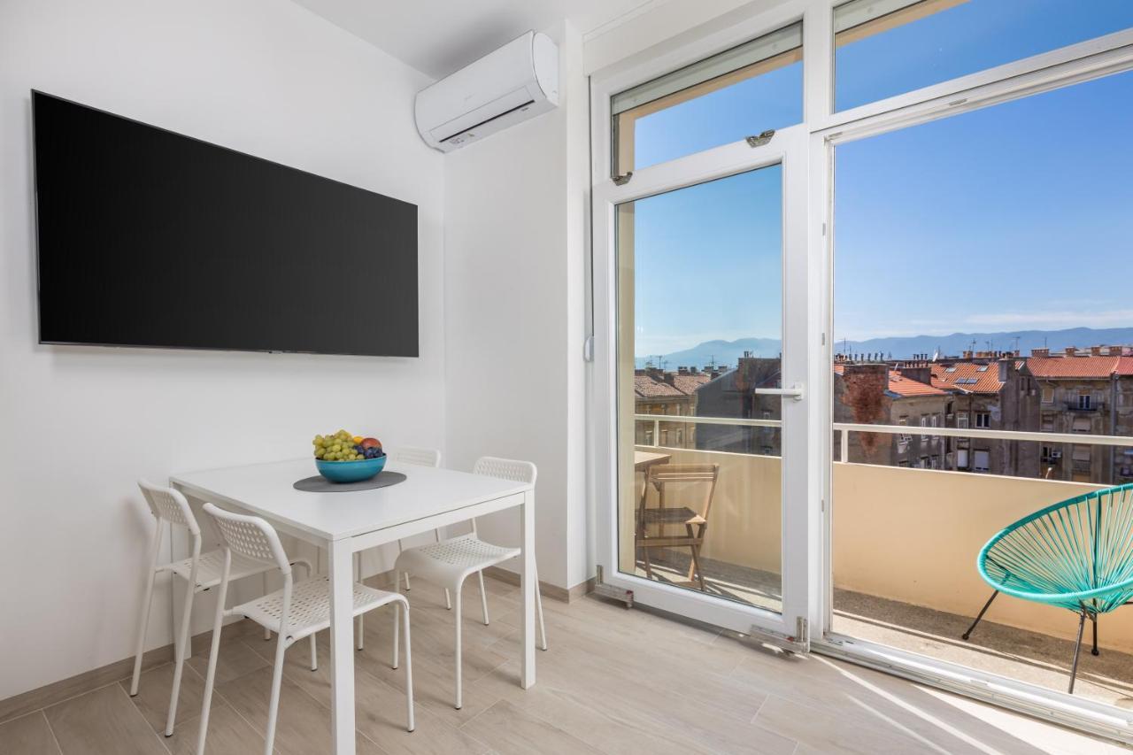 Balcony Apartment Pampas غييكا المظهر الخارجي الصورة
