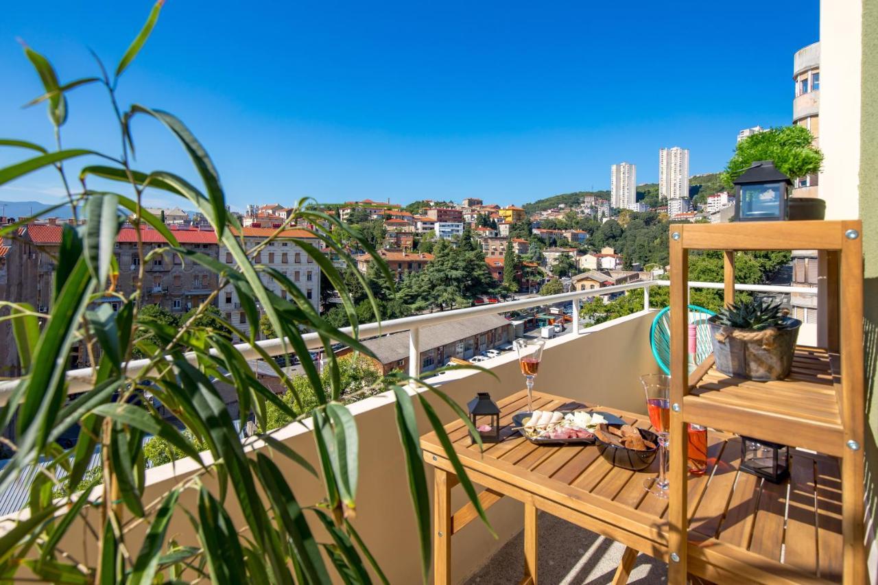 Balcony Apartment Pampas غييكا المظهر الخارجي الصورة