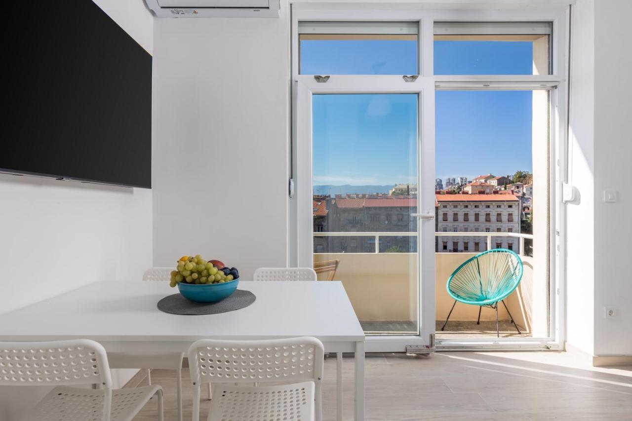 Balcony Apartment Pampas غييكا المظهر الخارجي الصورة